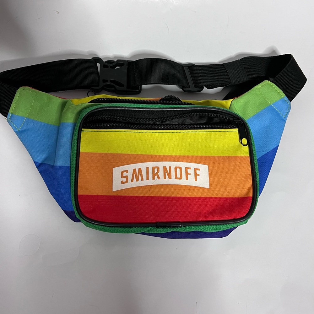 NWOT | Smirnoff PRIDE Fanny Pack